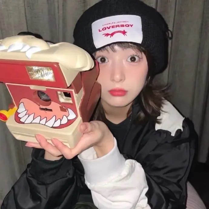 邻家小侦探 海报