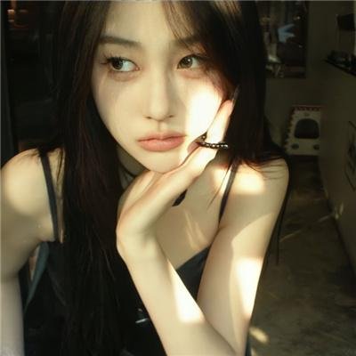 幸福是一尾皱颈蜥蜴 海报